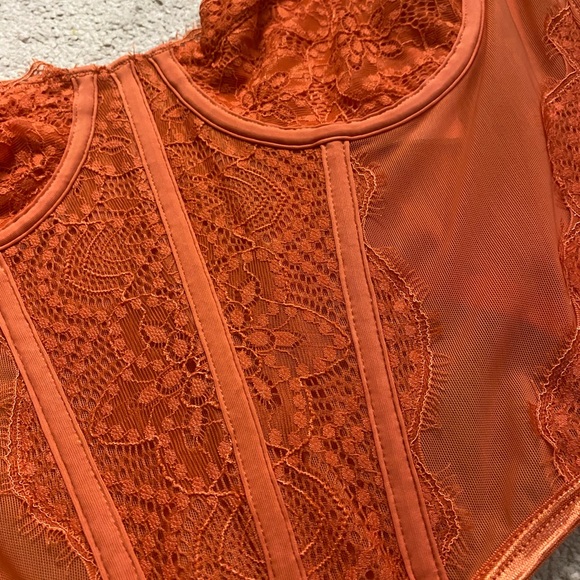 White Fox Bustier Orange Corset Top - Picture 5 of 5